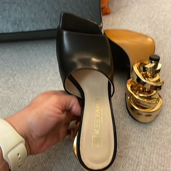 NIB , KEEYAHRI Black Calf leather Super Gorgeous  Heels  shoes size 36 ๐ธ - Picture 4 of 12